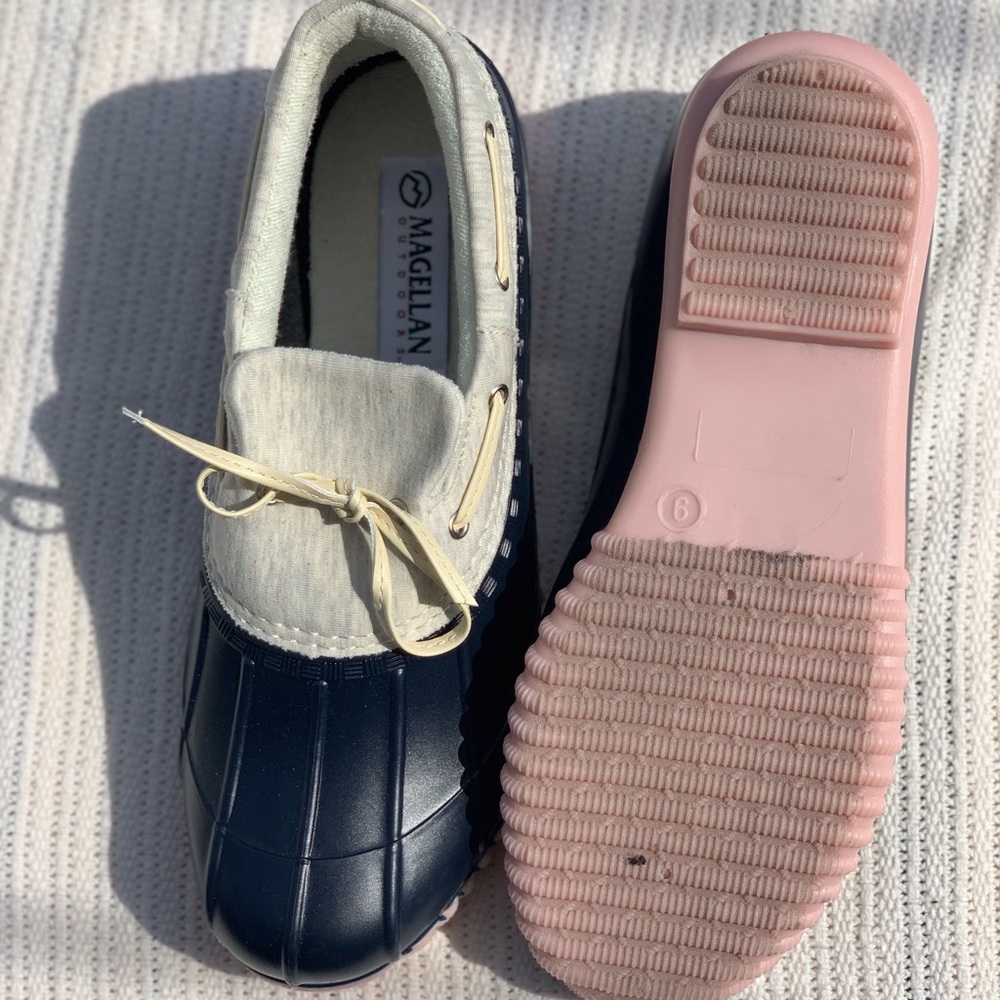 Blue&Offwhite Magellan outdoors shoes, size 9 - Picture 3 of 5